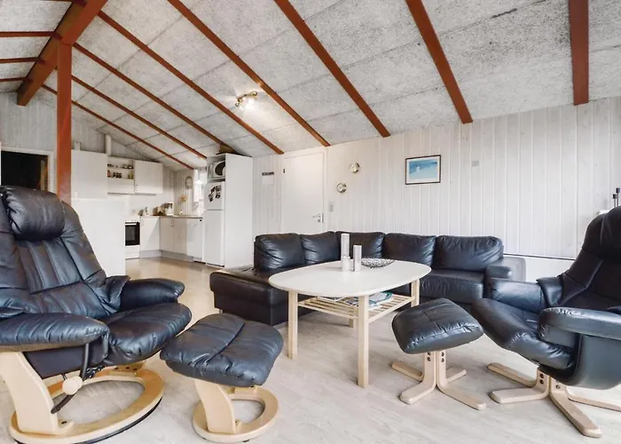 Three-bedroom In Semesterbostad Hejls